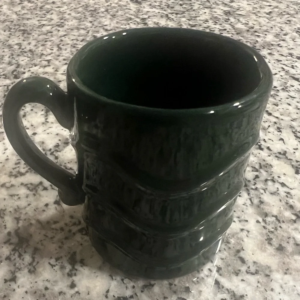 NWOT~Cascade Espresso Cups with Saucers  Green Set of 8 NEVER USED, STILL IN BOX